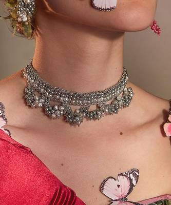 Fenella silver choker 2