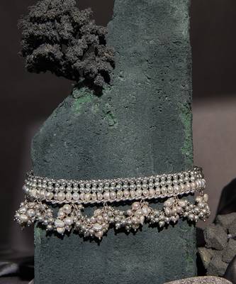 Fenella silver choker 3