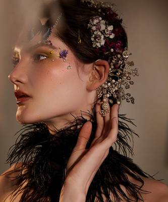 Amorna gold ear cuff 1