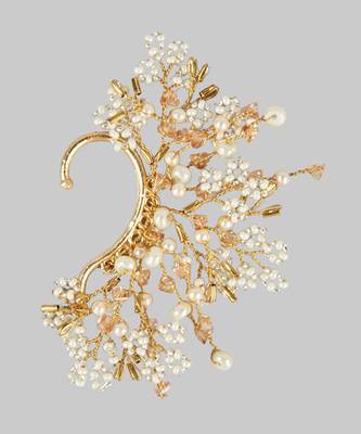 Trumera white ear cuff 3