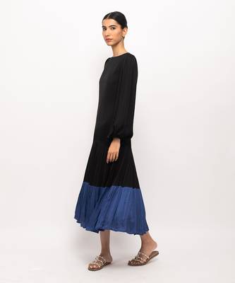 Black & blue gather maxi dress 5