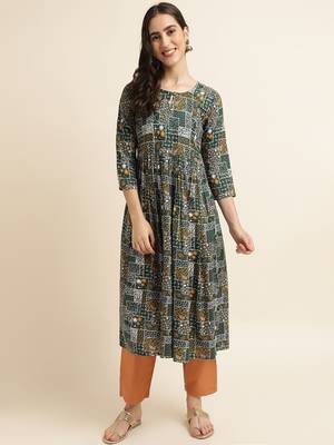 Fabclub rayon printed flared women kurti (green) 1