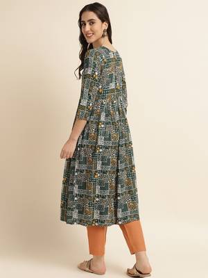 Fabclub rayon printed flared women kurti (green) 3
