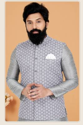 Exclusive Banarasi Dhupion Kurta Pajama with Jacket 2