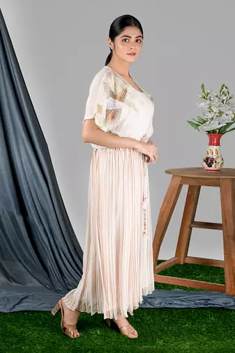 Pinkish Ivory Stripe Drawstring Kaftan  Kaftaan