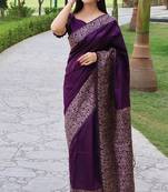 Stylish Rich Pallu Magenta Colour Silk Blend Saree With Blouse