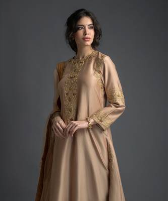 Rose beige kurta set 4