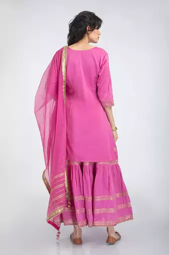 Taffy pink kurta set