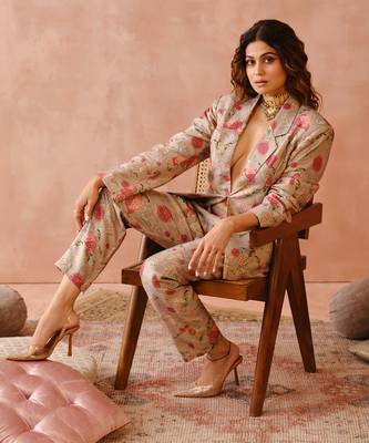 Grey gulbagh print blazer set 2