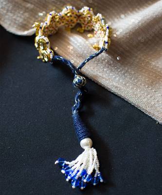 Blue honeycomb pochi bracelet 3