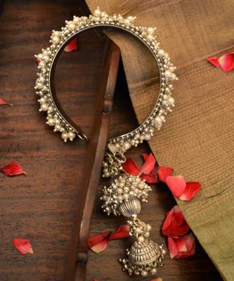 Silver mogra tassel kada 1