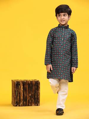Green Stripes Cotton Jacquard Kurta Pajama Set for Boys\\Traditional Wear 1