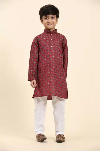 Maroon Stripes Cotton Jacquard Kurta Pajama Set for Boys\\Traditional Wear