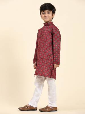 Maroon Stripes Cotton Jacquard Kurta Pajama Set for Boys\\Traditional Wear 5