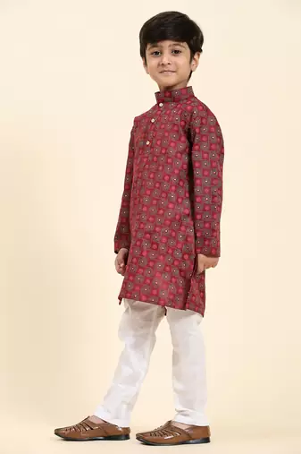 Maroon Stripes Cotton Jacquard Kurta Pajama Set for Boys\\Traditional Wear