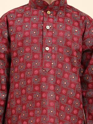 Maroon Stripes Cotton Jacquard Kurta Pajama Set for Boys\\Traditional Wear 8