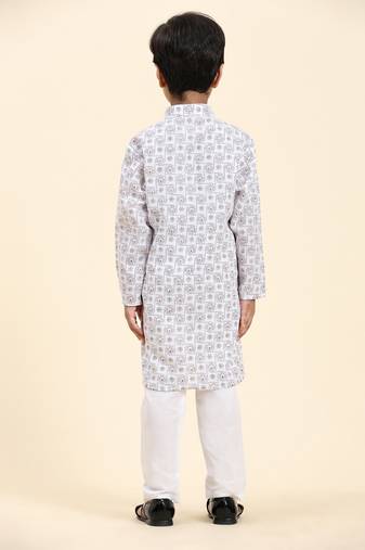 White Stripes Cotton Jacquard Kurta Pajama Set for Boys\\Traditional Wear