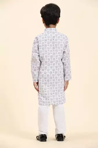 White Stripes Cotton Jacquard Kurta Pajama Set for Boys\\Traditional Wear