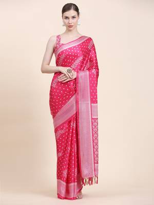 Rujave Pink Chiffon Sarees With Blouse 4