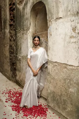 Milky White Handloom Tissue Saree Without Blouse