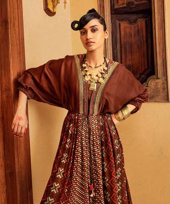 Brown satin printed dress 4