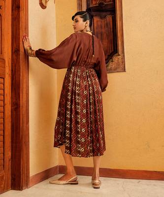 Brown satin printed dress 5
