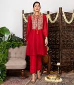Red embroidered short kurta set