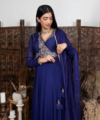 Blue embroidered anarkali set 3