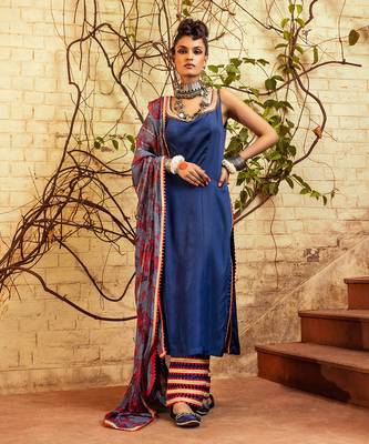 Blue satin printed kurta set 1