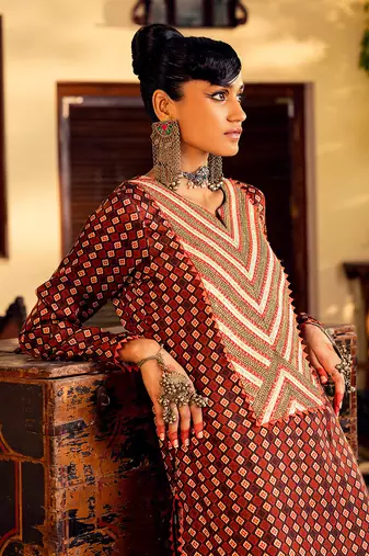 Brown printed & embroidered kurta set