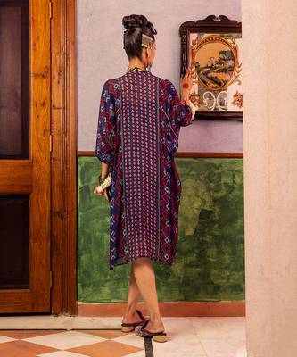 Blue printed & embroidered tunic 3