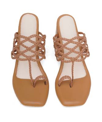 Nude dia heel 1