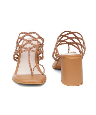 Nude dia heel 4