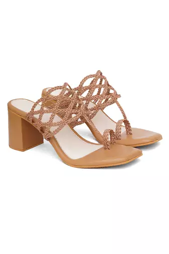 Nude dia heel