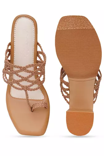 Nude dia heel