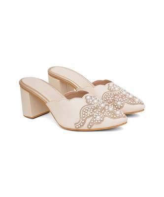 Cream pearl heel 5