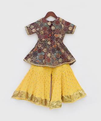 Burgundy embroidery sharara set 5