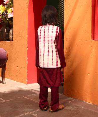 Maroon tie and dye nehru jacket set 2