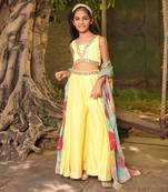 Yellow printed cape set