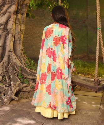 Yellow printed cape set 2
