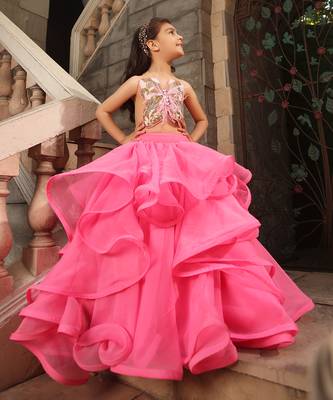 Pink ruffel skirt set 1