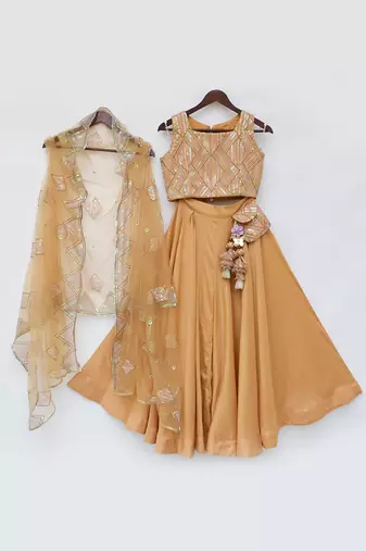 Musterd yellow cape set