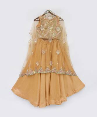 Musterd yellow cape set 5