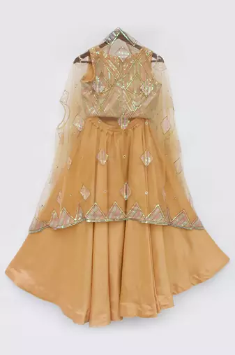 Musterd yellow cape set