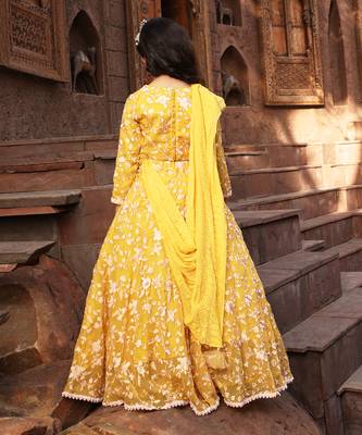 Yellow parsi work lehenga set 2