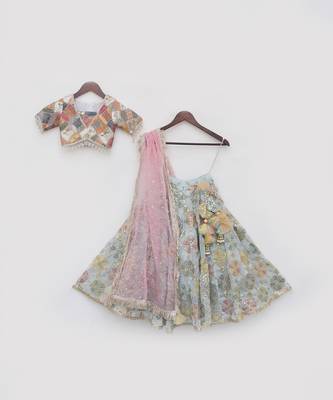 Off white embroidered lehenga set 3