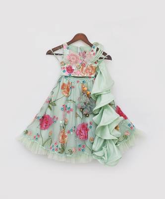 Pista green embroidered skirt set 4
