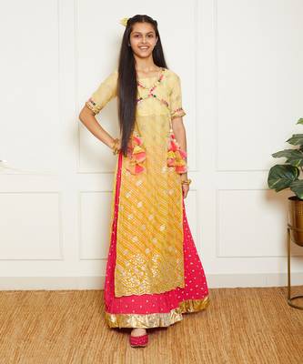 Yellow bandhaj kurti with crinkle skirt 1