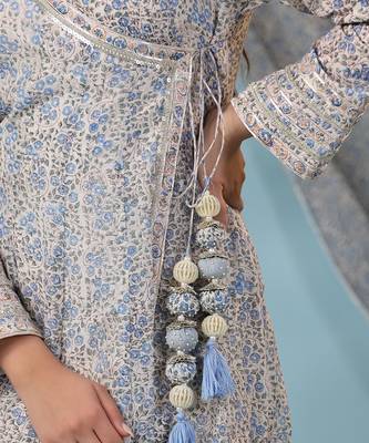 Off white & blue innayat blue anarkali set 5