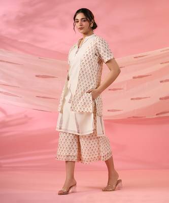 Off white sana short jacket kurta with qullote 2